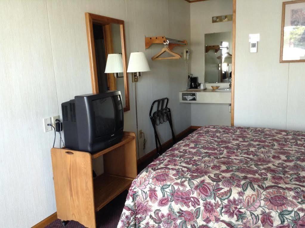 ماكيناو سيتي Lighthouse View Motel المظهر الخارجي الصورة